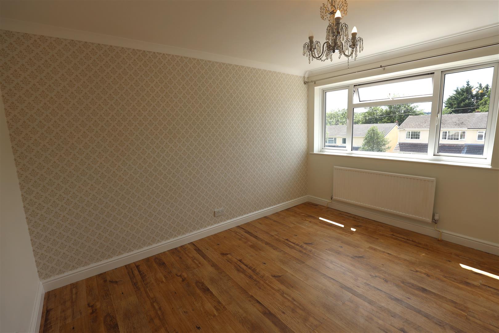 34 Le Sor Hill, Petereston Super Ely, Vale of Glamorgan CF5 6LW
